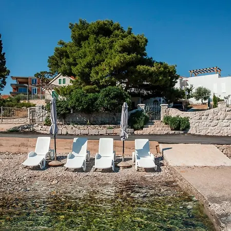 Danka Villa Sućuraj