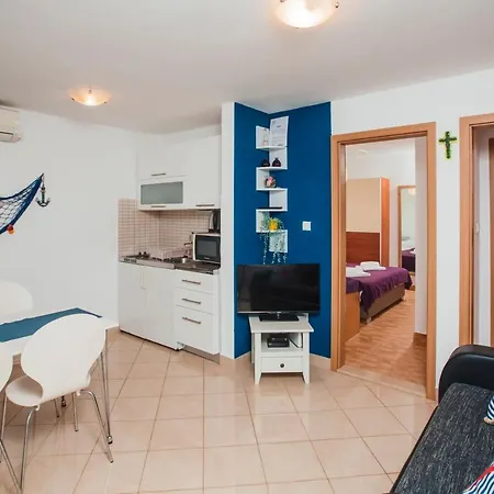 Danka Villa Sucuraj
